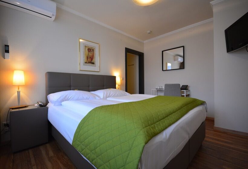غرفة قياسية, Parkhotel Brunauer