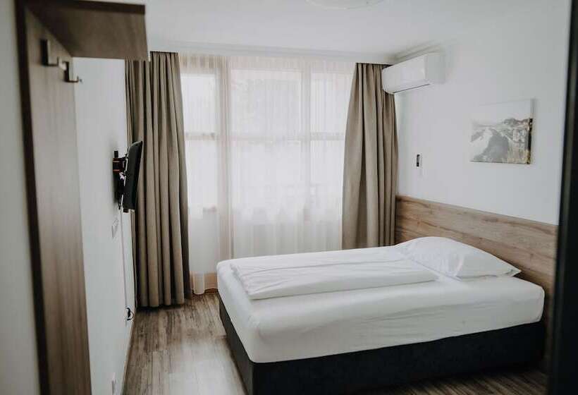 اتاق یک تخته با چشم‌انداز باغ, Parkhotel Brunauer