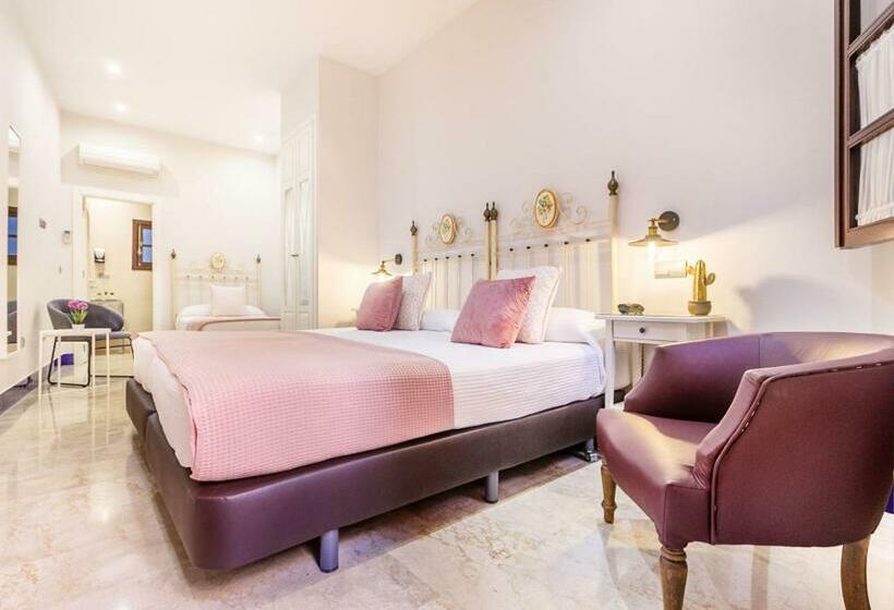 اتاق استاندارد, Patio De La Alameda