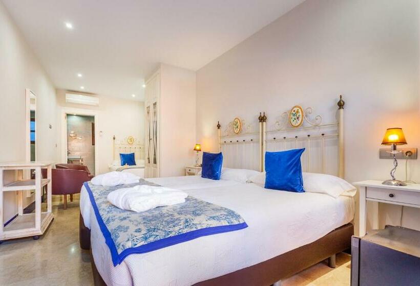 اتاق استاندارد, Patio De La Alameda