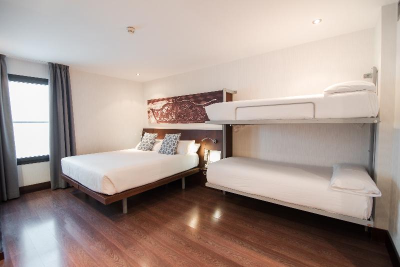 4인용 스탠다드 룸, Petit Palace Marques Santa Ana