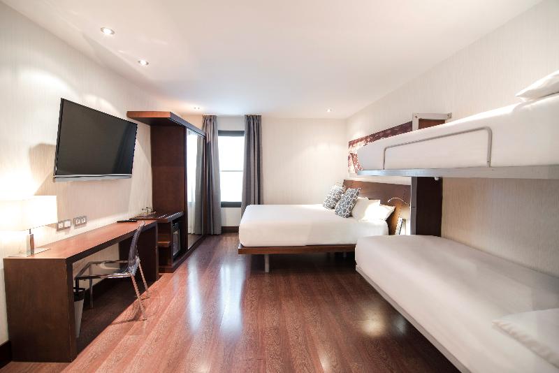 4인용 스탠다드 룸, Petit Palace Marques Santa Ana