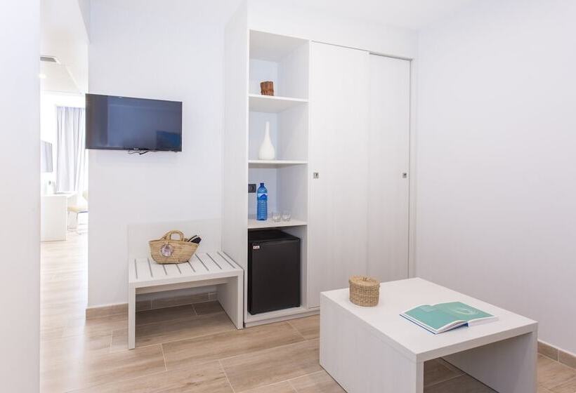 주니어 스위트, Mar Hotels Alcanada