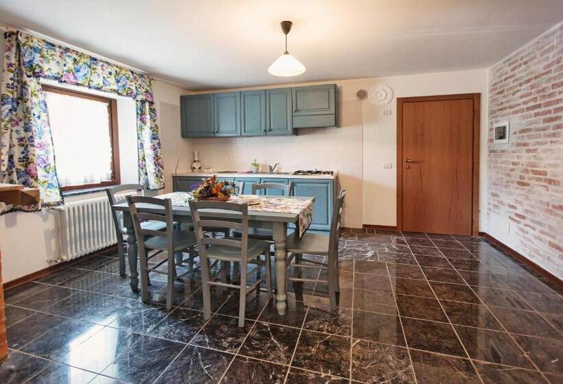 شقة ديلوكس غرفة واحدة, Albergo Diffuso Col Gentile Socchieve