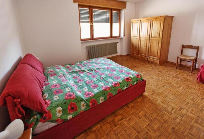 Апартаменты 3 Спальни, Albergo Diffuso Col Gentile Socchieve
