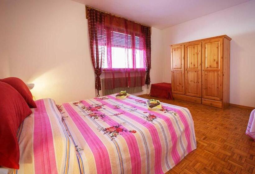 شقة 3 غرف, Albergo Diffuso Col Gentile Socchieve