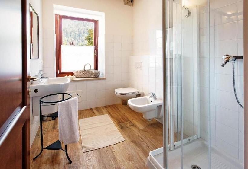 شقة غرفتين, Albergo Diffuso Col Gentile Socchieve