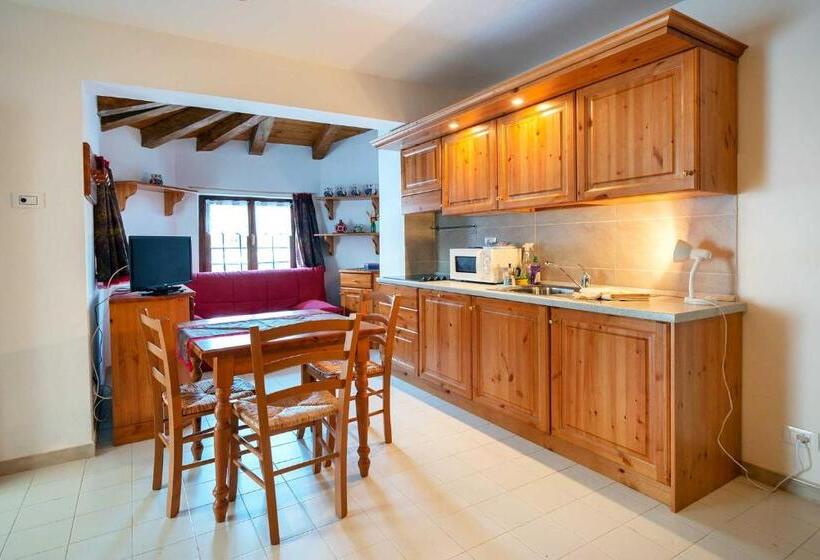 إستوديو قياسى, Albergo Diffuso Col Gentile Socchieve