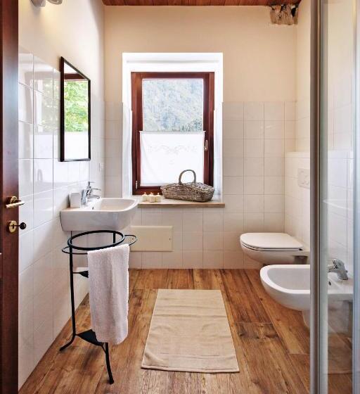 شقة غرفة واحدة مزودة بتراس, Albergo Diffuso Col Gentile Socchieve