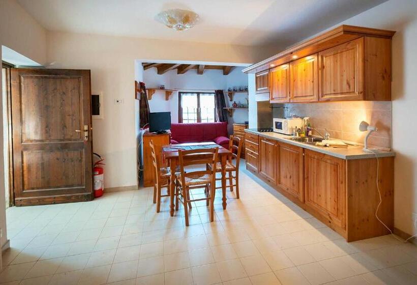 إستوديو قياسى, Albergo Diffuso Col Gentile Socchieve