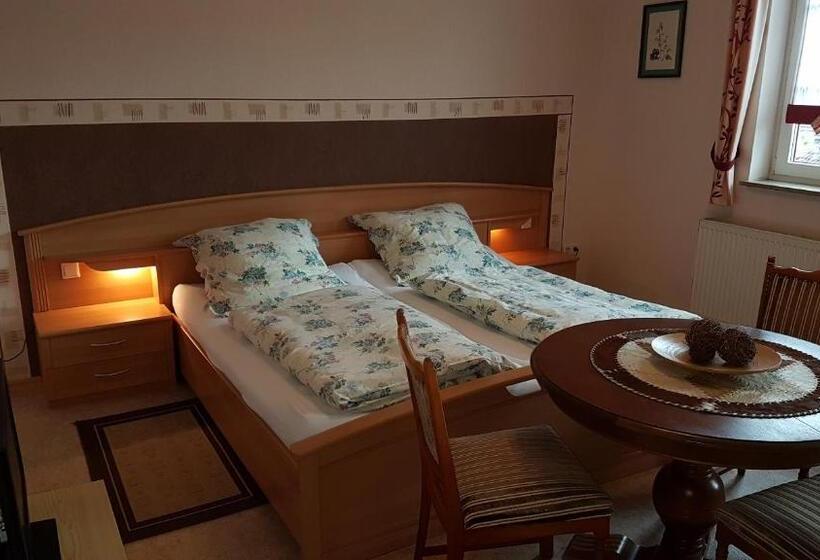 Номер Стандарт, Landgasthof Zur Linde