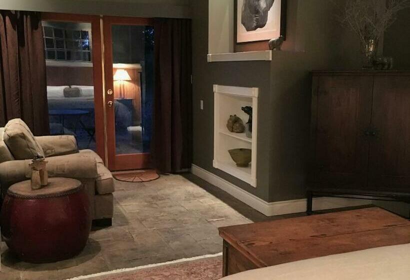 デラックススイート, Casa Colina