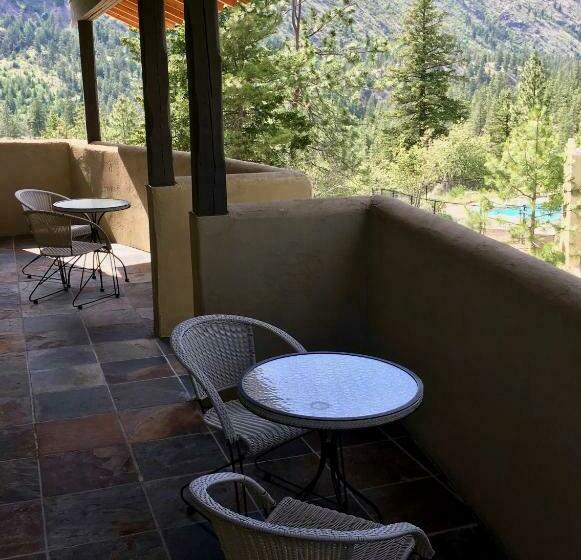 デラックススイート, Casa Colina