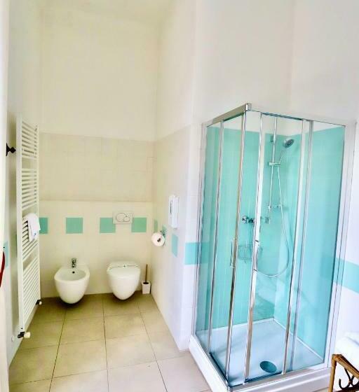 جناح جونيور مزوَّد بشرفة, La Villa Del Lago