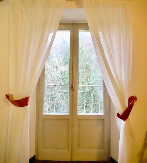 غرفة قياسية, La Villa Del Lago