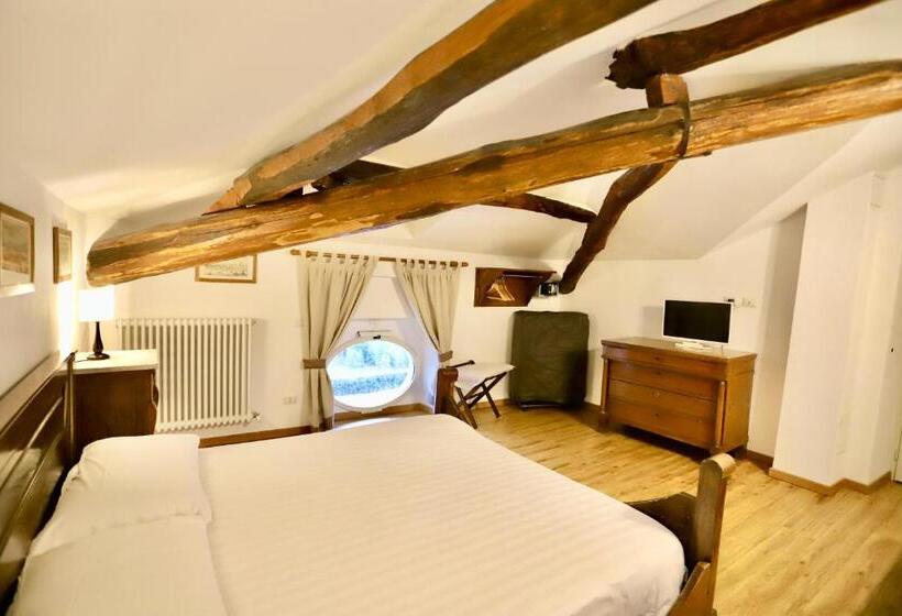 غرفة قياسية, La Villa Del Lago