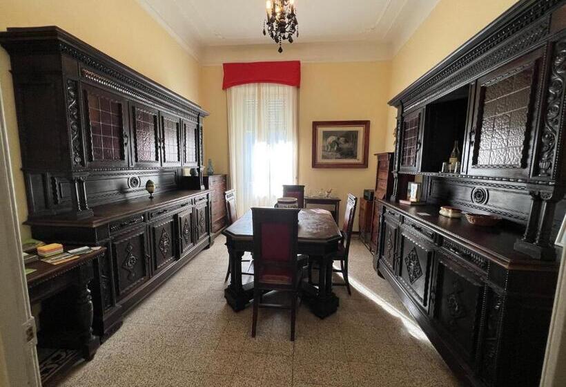 Вилла с 1 спальней и бассейном, La Villa Del Lago