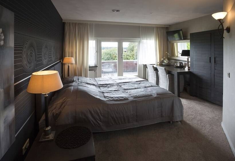 带阳台的豪华间, Villa Het Bascour