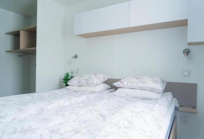 Семейный Номер Deluxe, Café Torpet B&b