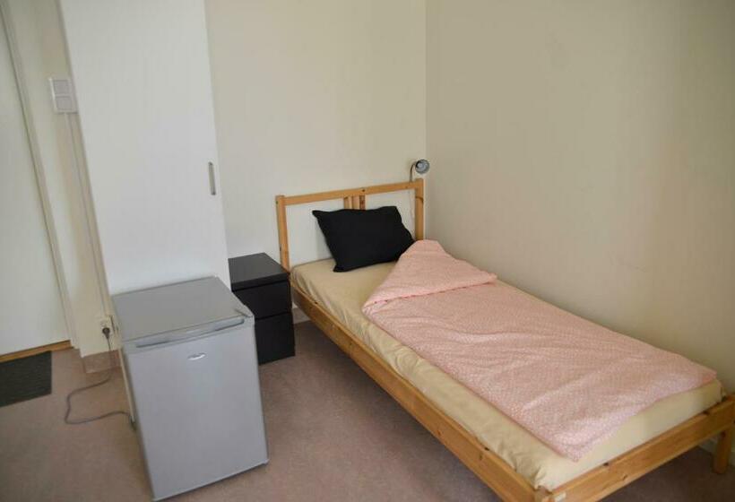 חדר משפחתי, Hostel Finnmyrten