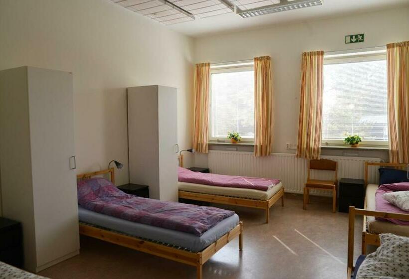 חדר משפחתי, Hostel Finnmyrten