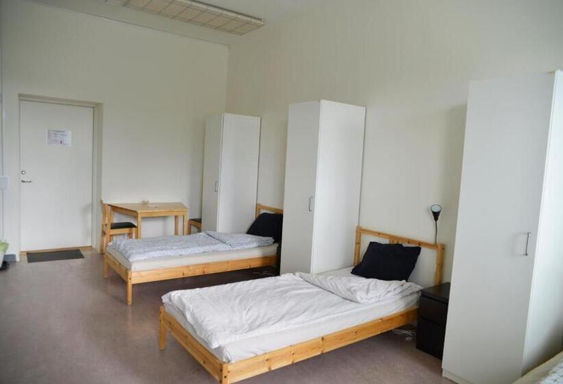 חדר משפחתי, Hostel Finnmyrten