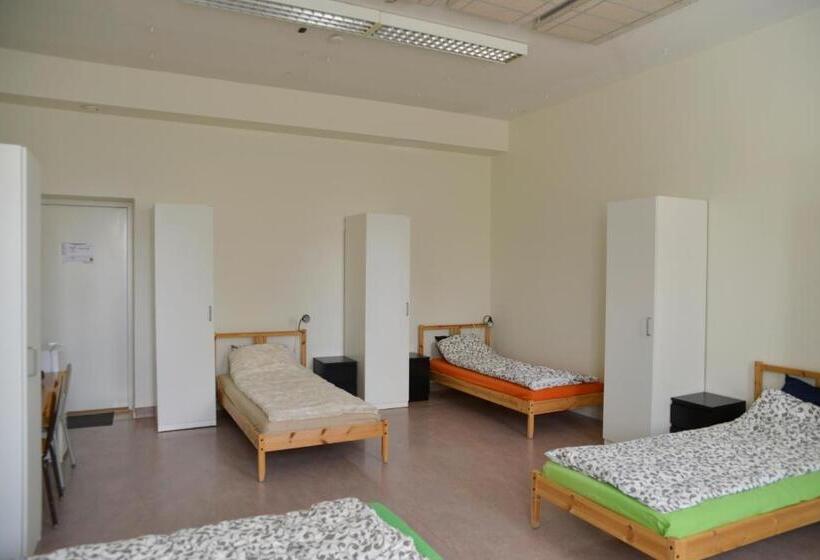 חדר משפחתי, Hostel Finnmyrten