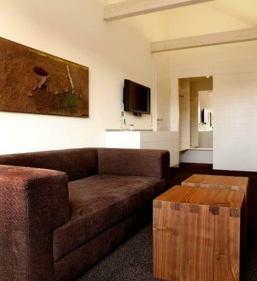 주니어 스위트, Meier Hilzhof