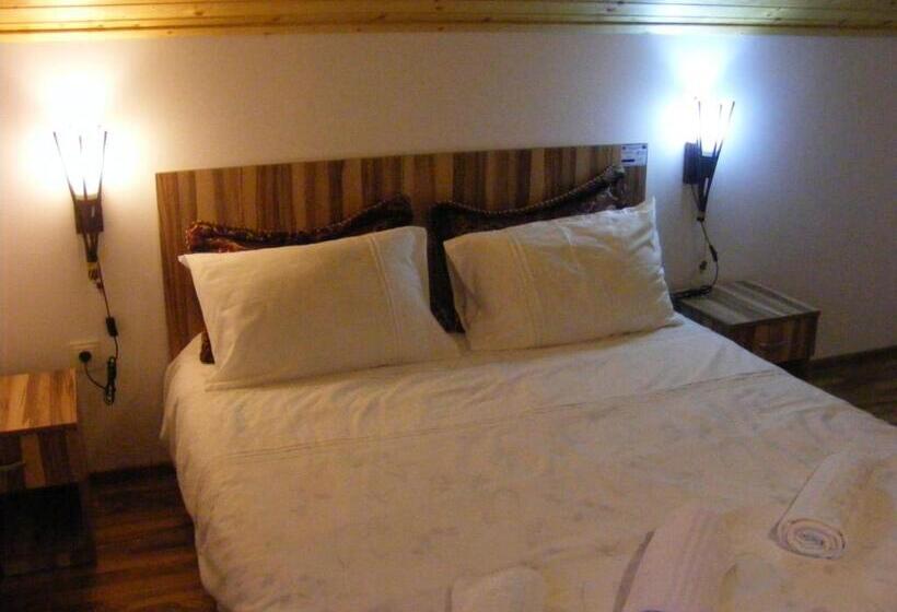 패밀리 룸, Pensiunea Dorel Codoban