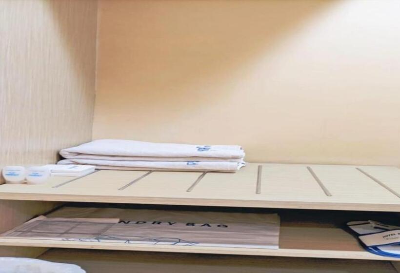 غرفة ديلوكس, Permata Inn Slawi