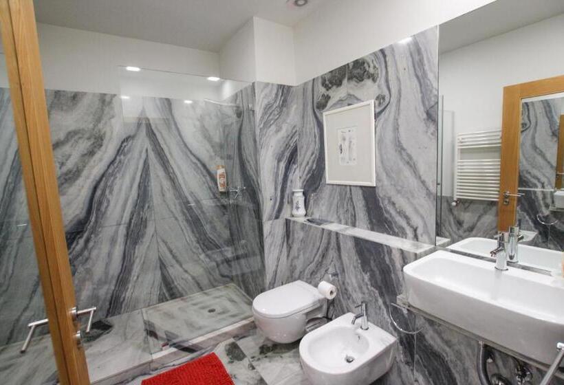 جناح مطلّ علي حمام السباحة, Quinta Da Aldeia De Avanca