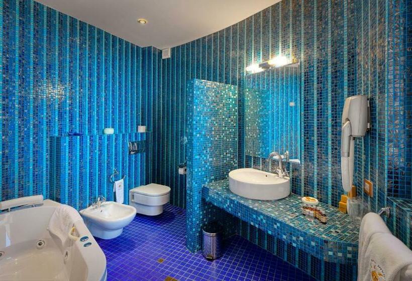 חדר סטנדרט נוף לאגם, Soli Invicto