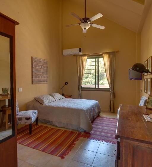 סוויטת סופריור, Bayshore Bijou Suites