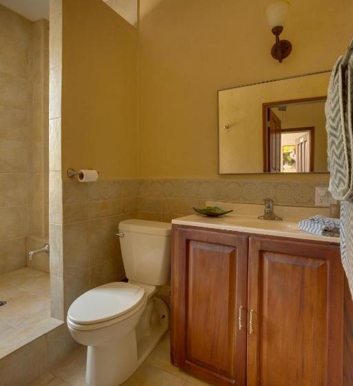 Люкс Superior, Bayshore Bijou Suites