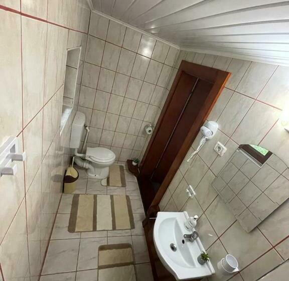 غرفة قياسية ثلاثية, Cabana Carolina