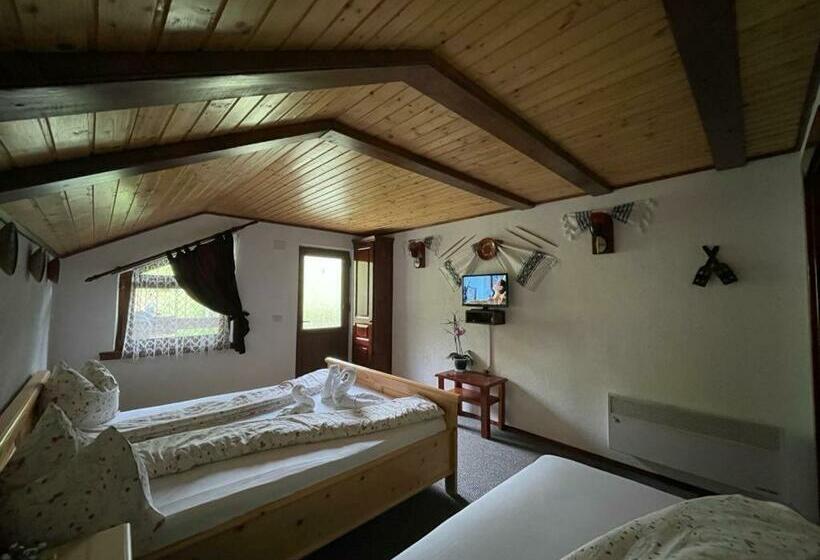 غرفة قياسية ثلاثية, Cabana Carolina