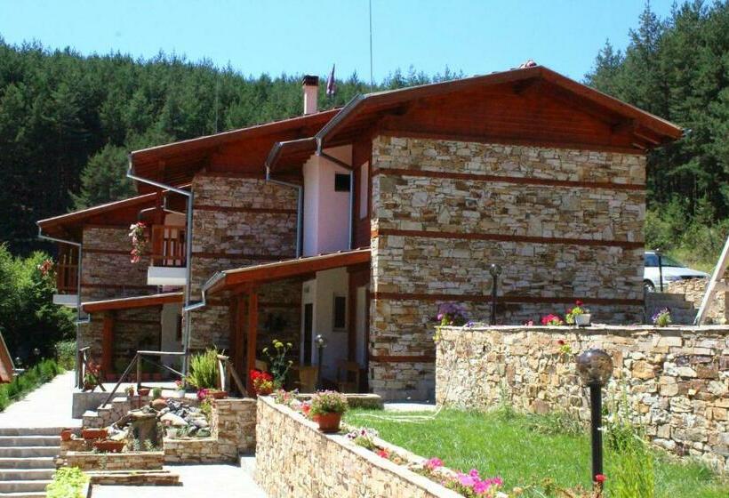 バルコニー付きスタンダードルーム, Guesthouses Prav Kamen