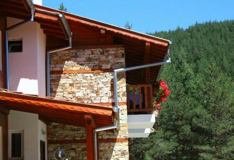 バルコニー付きスタンダードルーム, Guesthouses Prav Kamen