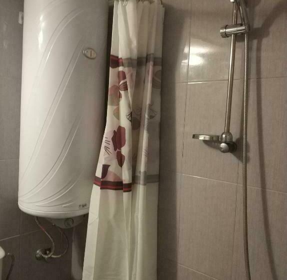 Номер Стандарт Вид на Сад, Papanovata House