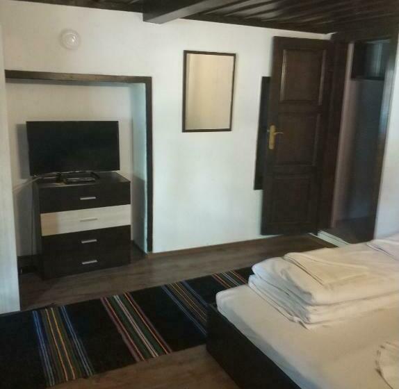 Номер Стандарт Вид на Сад, Papanovata House