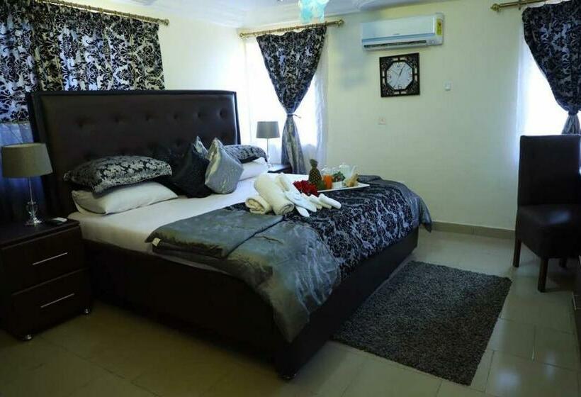 اتاق استاندارد سه نفره, Perriman