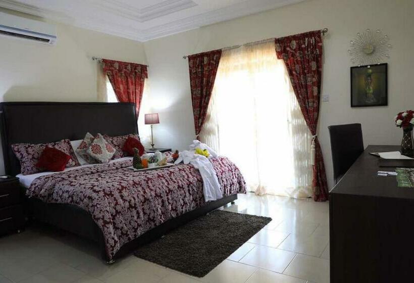 اتاق استاندارد سه نفره, Perriman