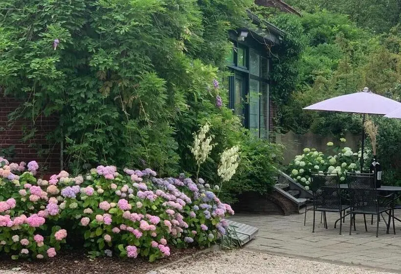 キングサイズベッドのスタンダードルーム, Vakantiewoning Guesthouse Momo