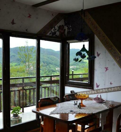 带露台的标准工作室, Villa Adiart