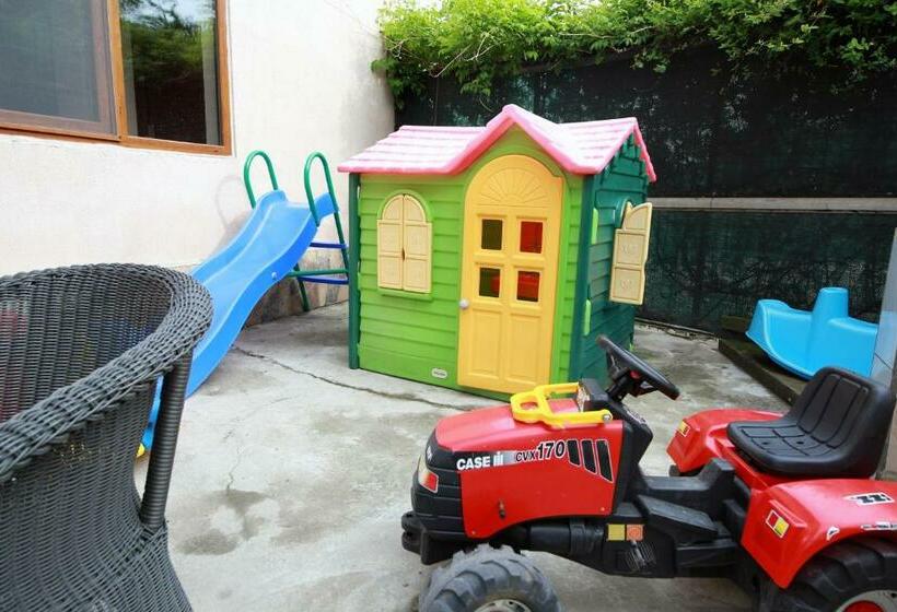 غرفة قياسية, Pensiunea Lokanta