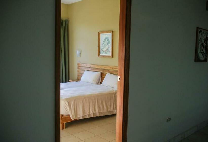 غرفة قياسية ثلاثية, Pizzeria Colisseo B & B