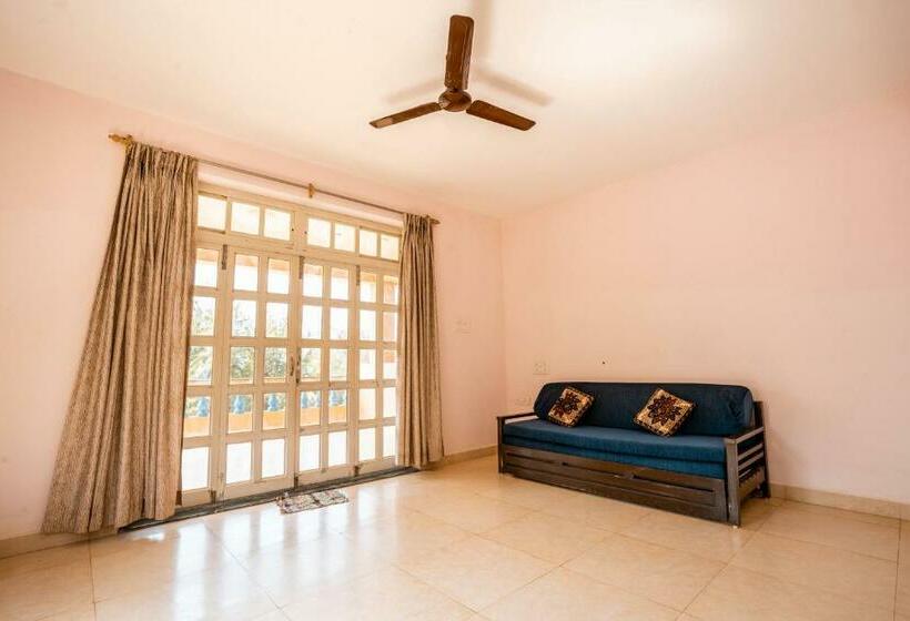 חדר דלוקס עם מיטת קינג, Kay's By The Sea