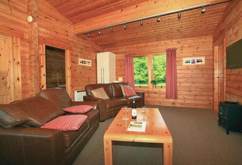 منزل غرفتين نوم, Spindlewood Lodges