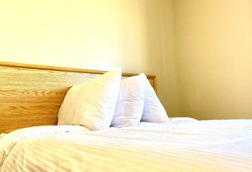 غرفة ديلوكس, Twilight Country Motel