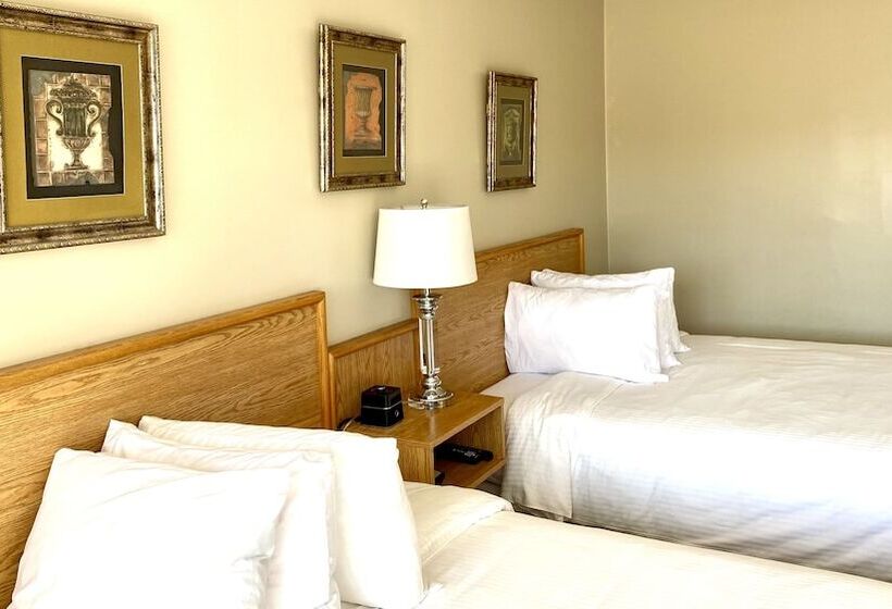 חדר דלוקס, Twilight Country Motel